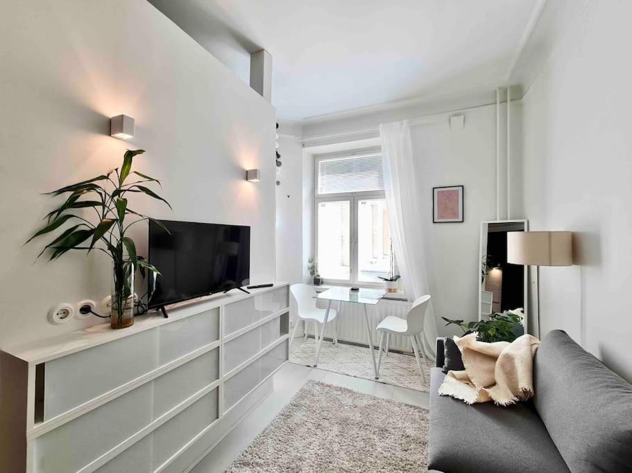 Stylish Studio In Downtown Helsinki Exterior foto